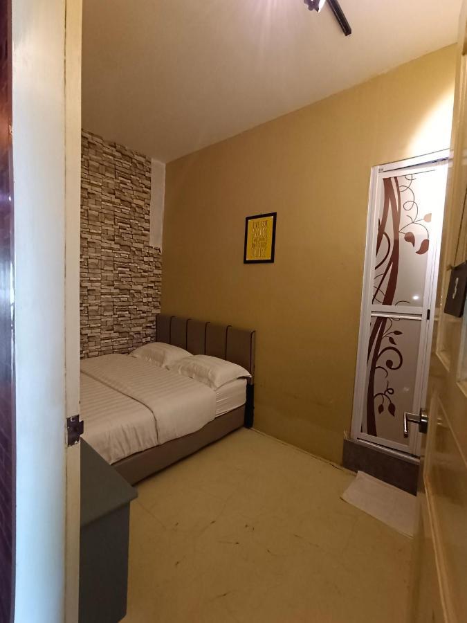 Cow B Homestay Semporna Eksteriør bilde