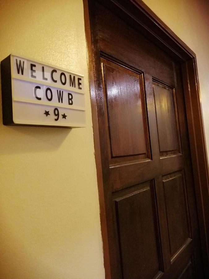 Cow B Homestay Semporna Eksteriør bilde